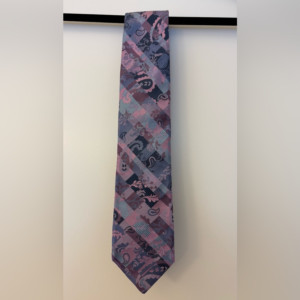 Robert Graham Tie